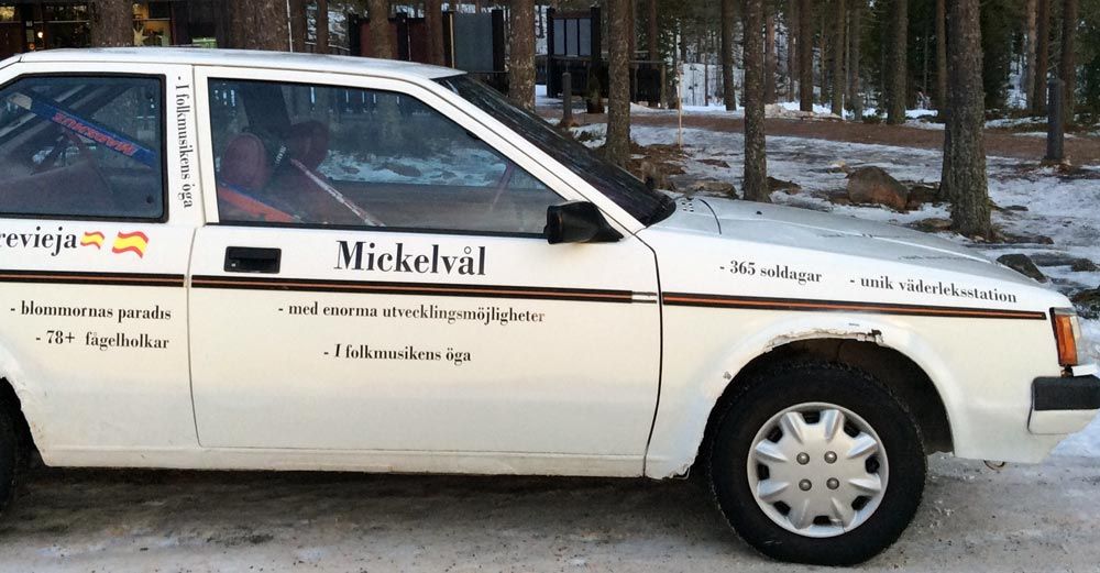 Leifs reklambil för Mikelvål. Foto: Privat.
