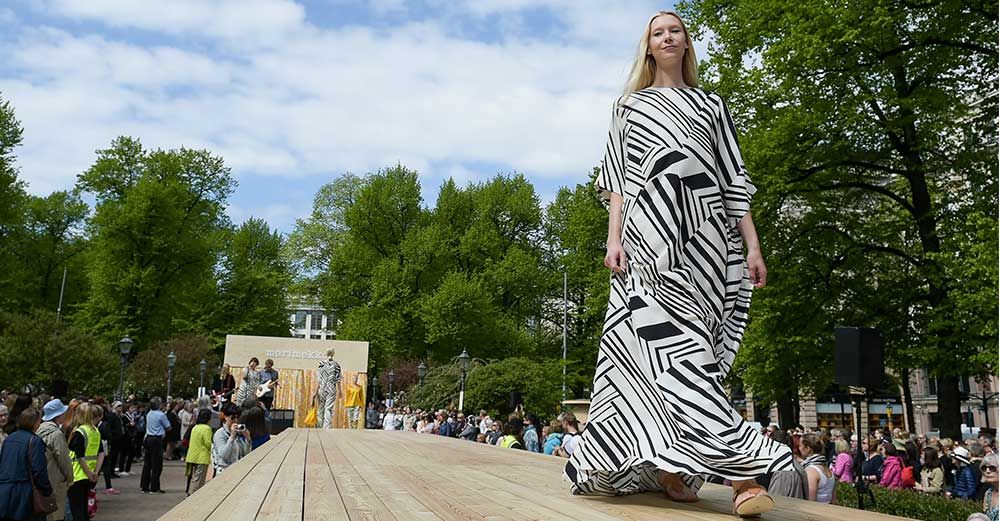 Marimekko 2016, så här ser en äkta finsk modevisning ut.