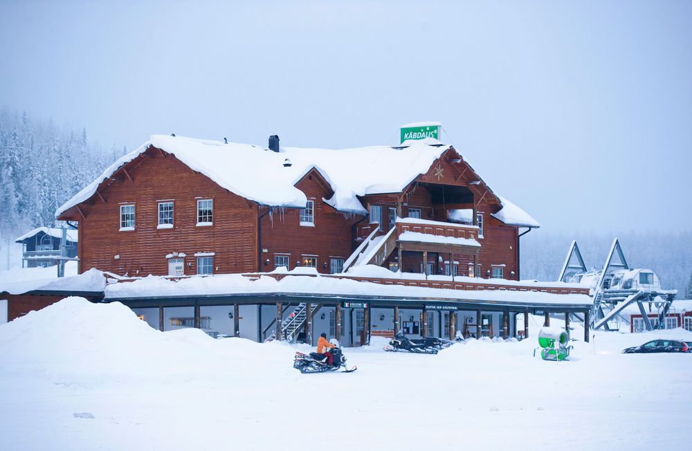 Den familjeägda alpina anläggningen är motor i den lilla inlandsbyns utveckling.