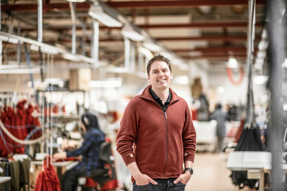 Linus Flodin, VD för Woolpower i Östersund, är glad över företagets framgångar.