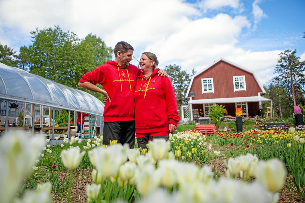 Hans och Carolina blev kära vid första ögonkastet och har byggt upp ett liv tillsammans.