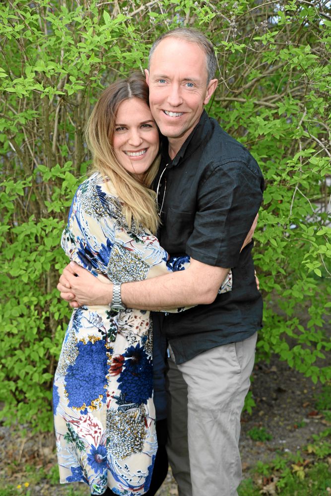 Mattis Klum och Iris Alexandrov tror att konsten kan koppla ihop hjärnan och hjärtat och öka vår vilja att värna naturen.