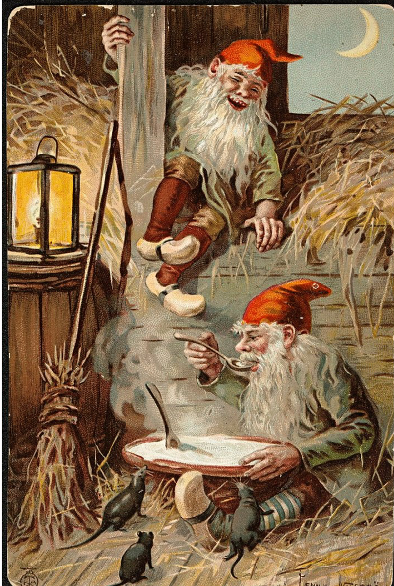 Illustration av två tomtar som äter gröt i en lada medan råttor tittar på, lyktljus och måne i bakgrunden