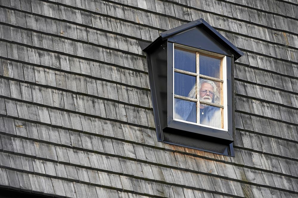 Stolt och nöjd kan Ulf blicka ut från sitt 29 meter höga storverk till kvarn.