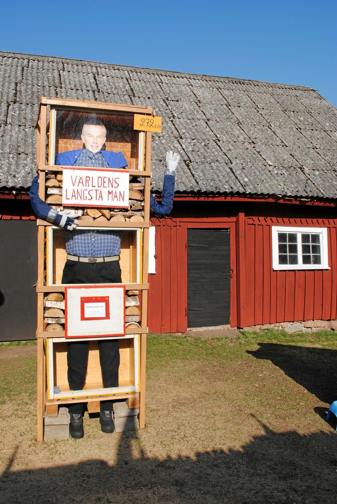 Cirkusen har även fått besök av världens längsta man i naturlig storlek.