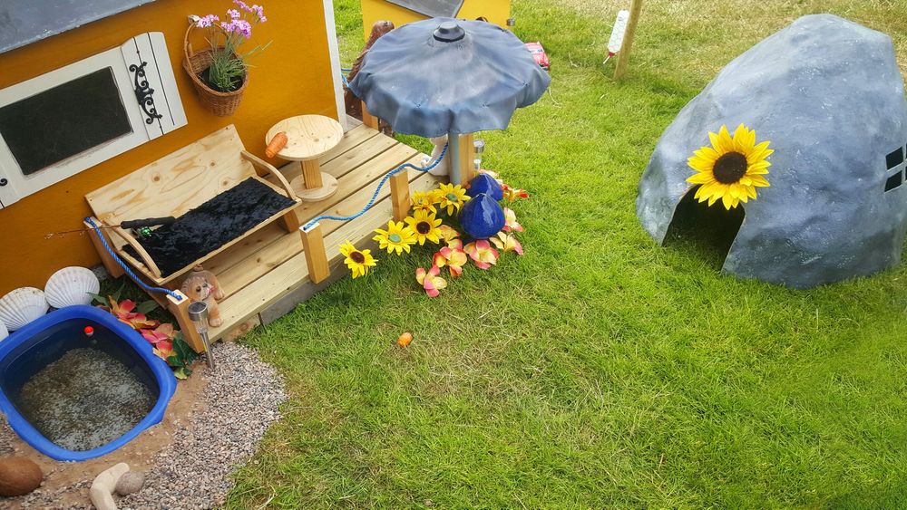 Berget är en grotta som Griffin kan krypa in i.