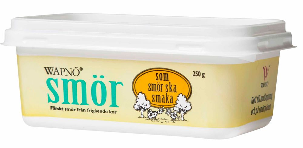 Färskt smör av grädde från frigående kor.