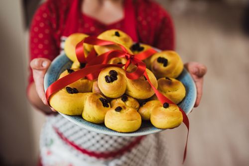 Lättarbetad deg och saftiga lussekatter. Här får du bästa tipsen för att lyckas med saffransbullarna.