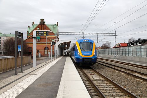 Snart tas det första spadtaget för en ny järnväg mellan Umeå och Luleå.