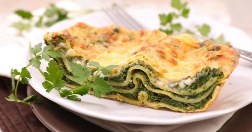 Grönt är skönt! En god och mätande lasagne med kirskål i fyllningen.