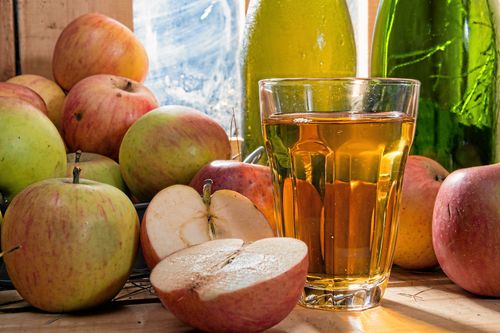 Dricker du en dryck baserad på äppelcidervinäger håller du dig mätt längre.