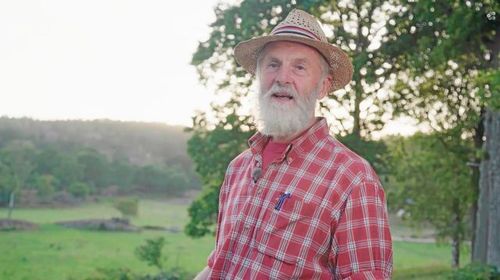 Jan Karlsson söker en efterträdare till sin familjegård – kanske är du den rätta?