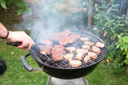 Eldningsförbudet är hävt i de flesta län och det är fritt fram att grilla. Anledningen är att länet den senaste tiden har fått regn, svalare temperaturer och att brandrisken gått ner markant.